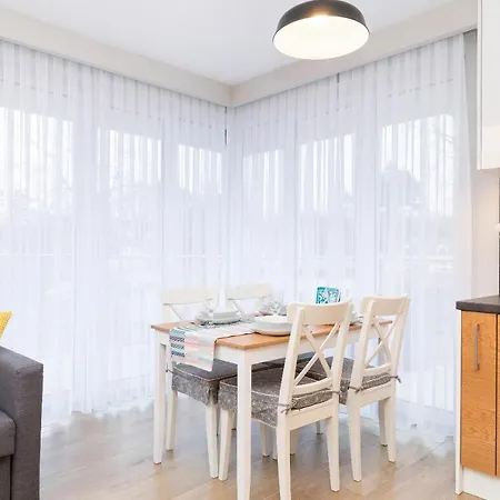 Bursztyn Klifowa Apartman Rewal