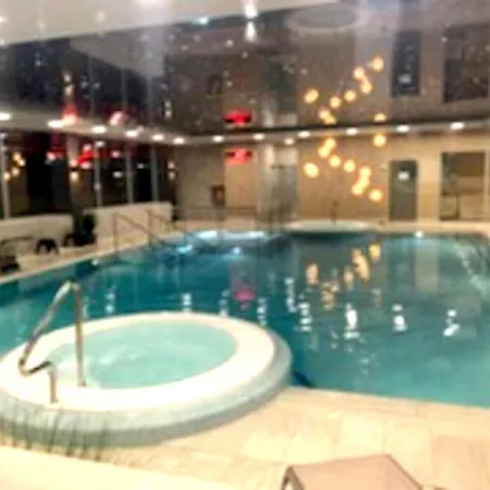 Bursztyn Klifowa 아파트 레왈