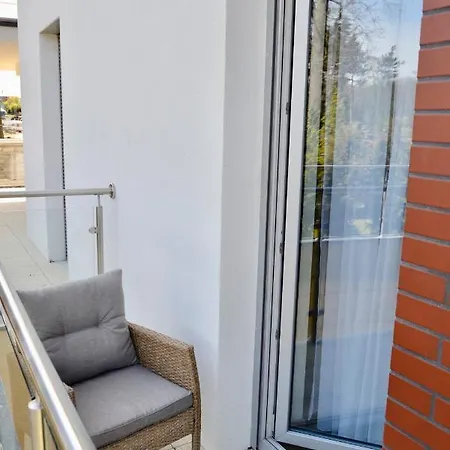 Bursztyn Klifowa Apartman Rewal